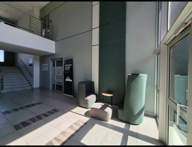334M² OFFICE TO LET IN HALFWAY GARDENS